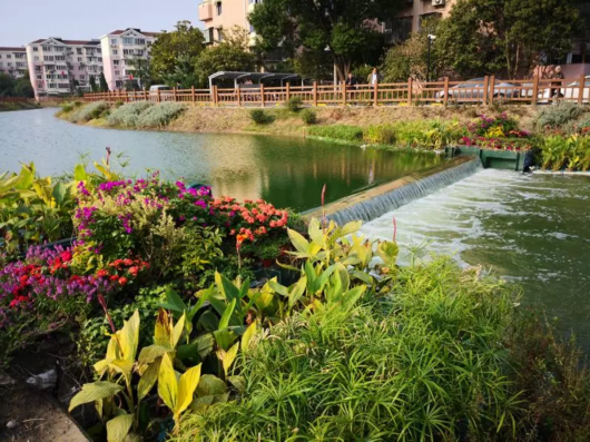 净水&ldquo;瀑布&rdquo;也是很美的景观